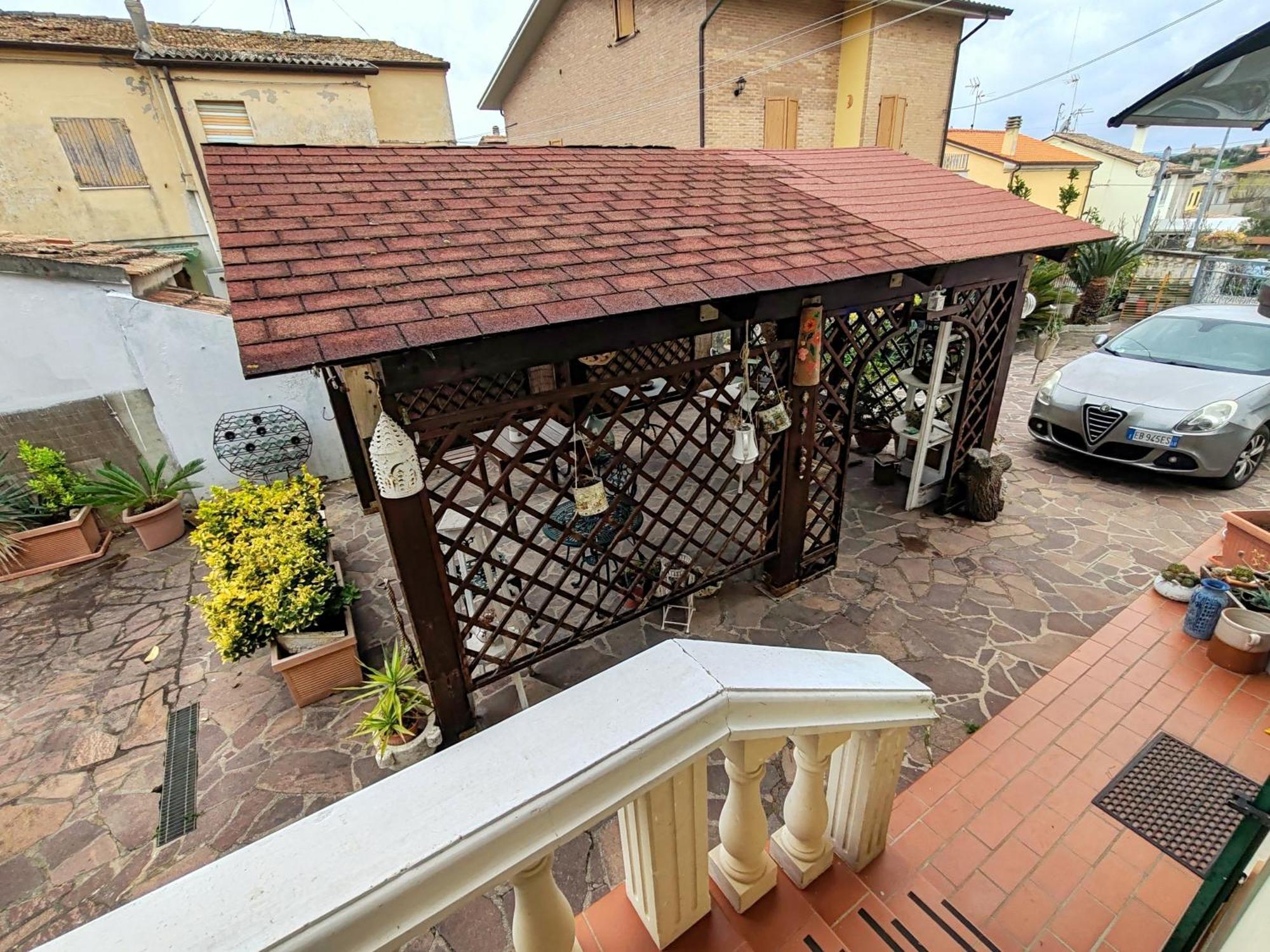 B&B A Casa Di Mael San Costanzo Exterior foto